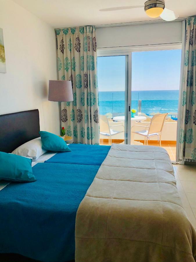 Apartamentos Carolina Τορρεμολίνος Εξωτερικό φωτογραφία